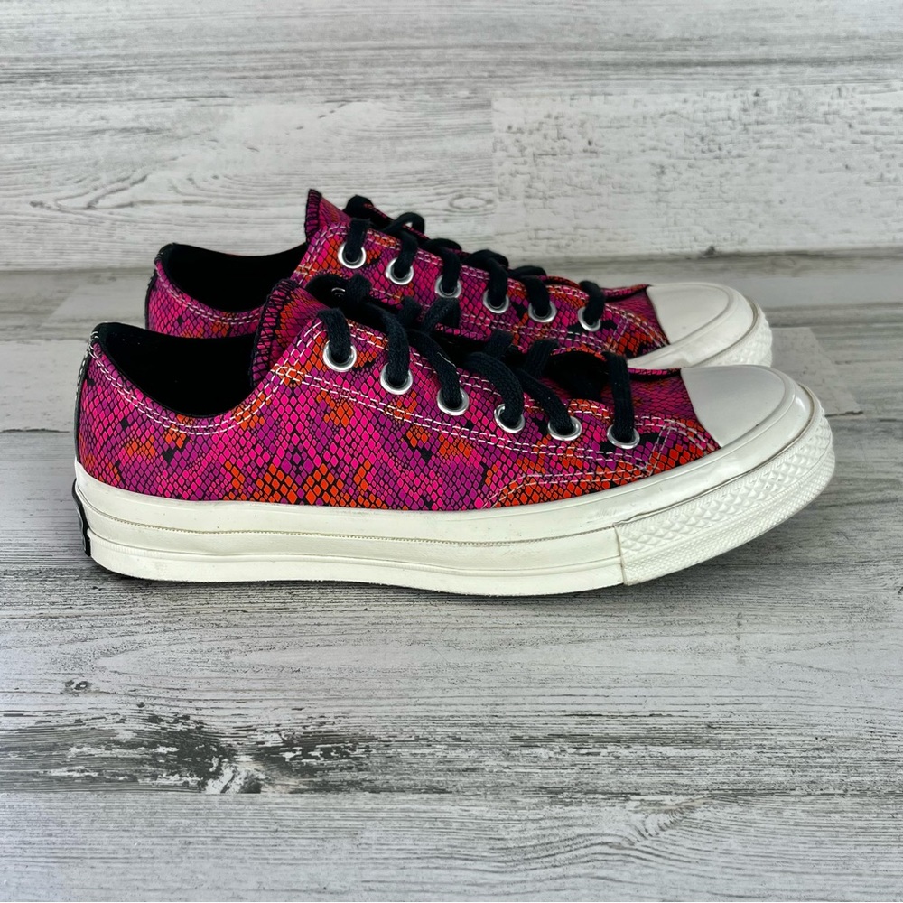 Converse CTAS Women’s Size7 Digital Daze Pink Egret Sneakers Python Print